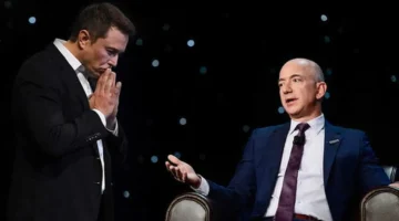 تحدي بيزوس لماسك.. شبكة إنترنت فضائي أسرع بخمسة أضعاف